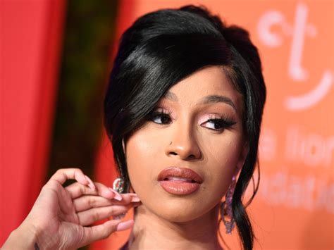 Check out the new photos of the singer Cardi B from the shooting of her new music video WAP, which also featured Kylie Jenner and Megan Thee Stallion. 27 year old Cardi B showed huge naked Tits covered only with stickers on the nipples, a great stretch mark and a half-naked ass covered with tattoos. Very hot video, be sure to check it out, but ...